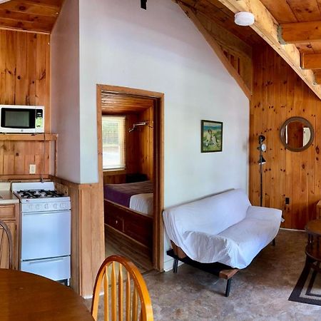 Rock Castle Resort Lake George Exterior foto