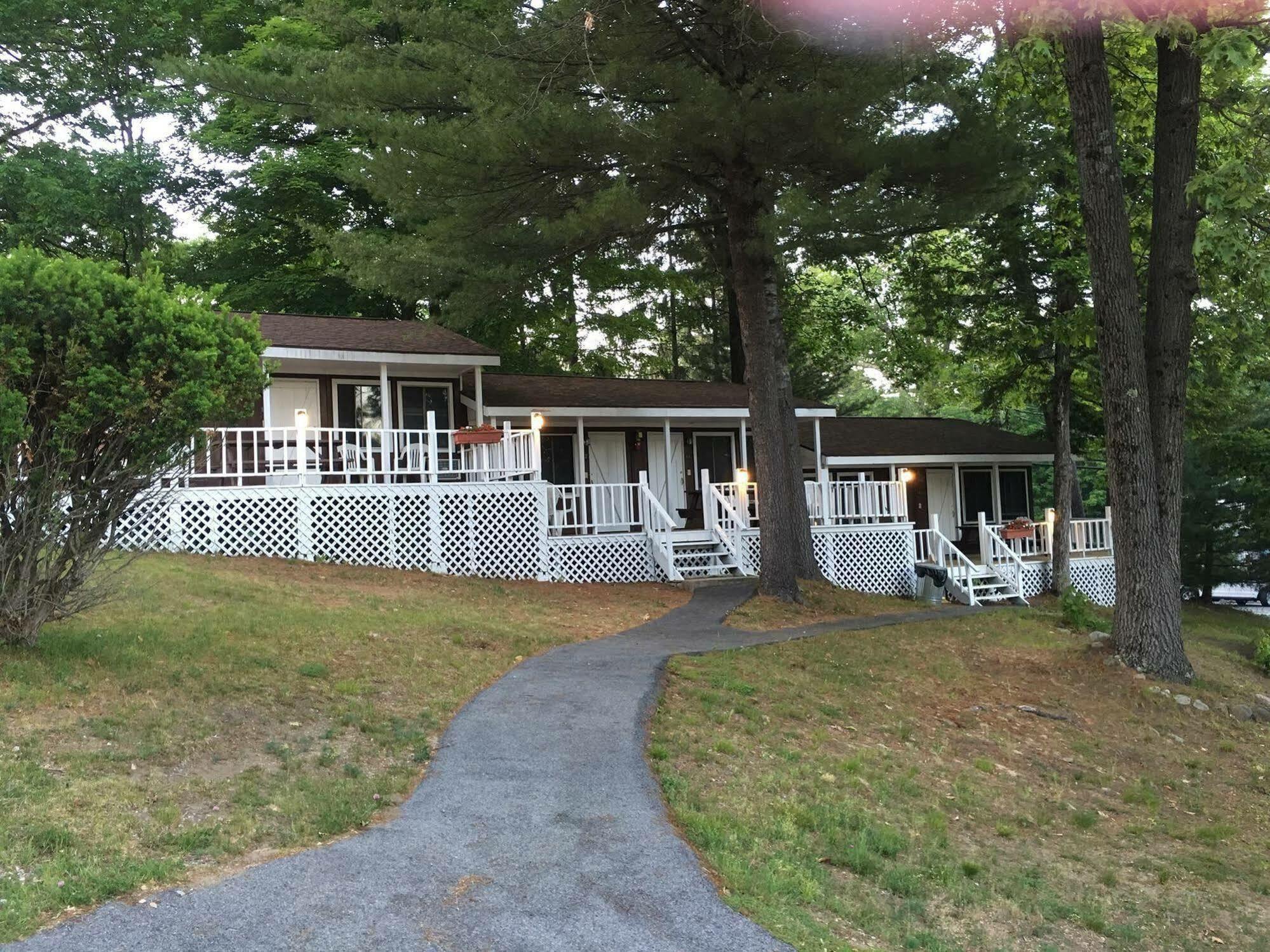 Rock Castle Resort Lake George Exterior foto