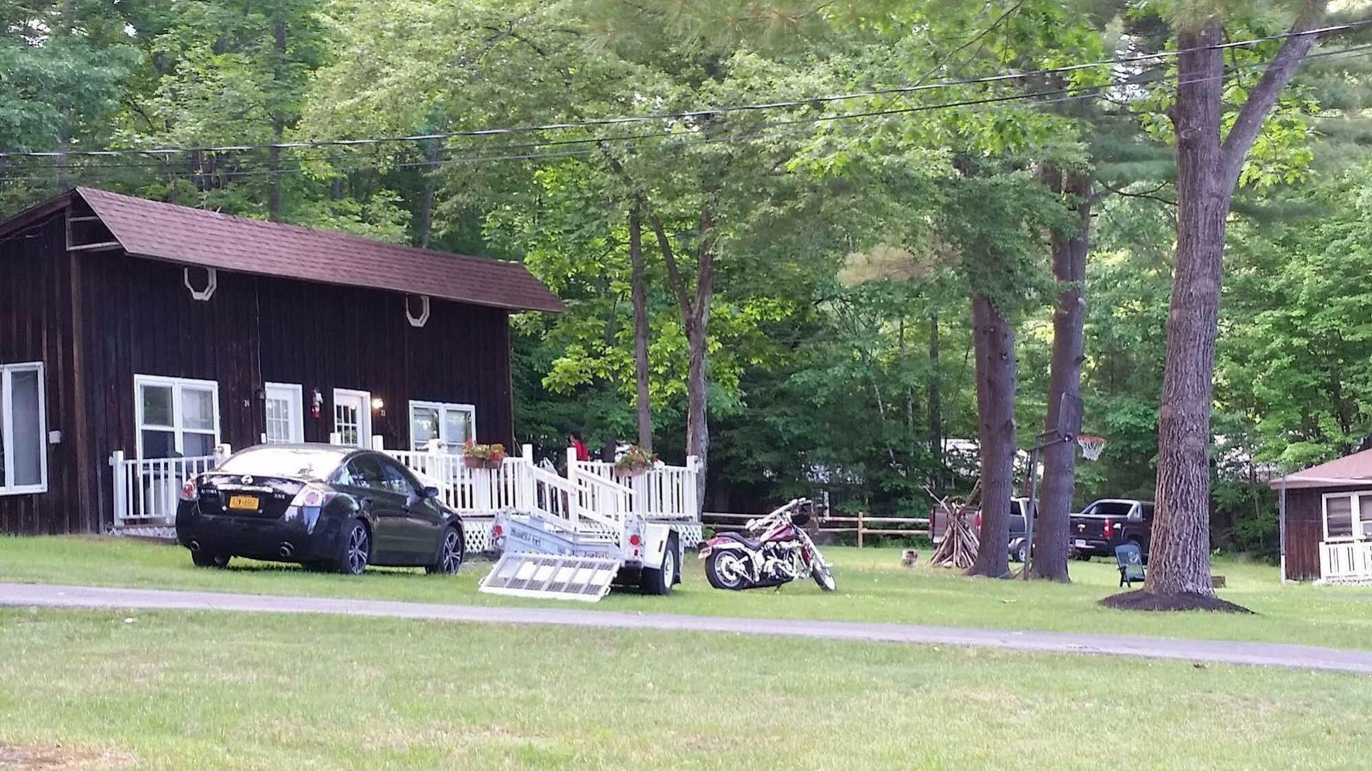 Rock Castle Resort Lake George Exterior foto
